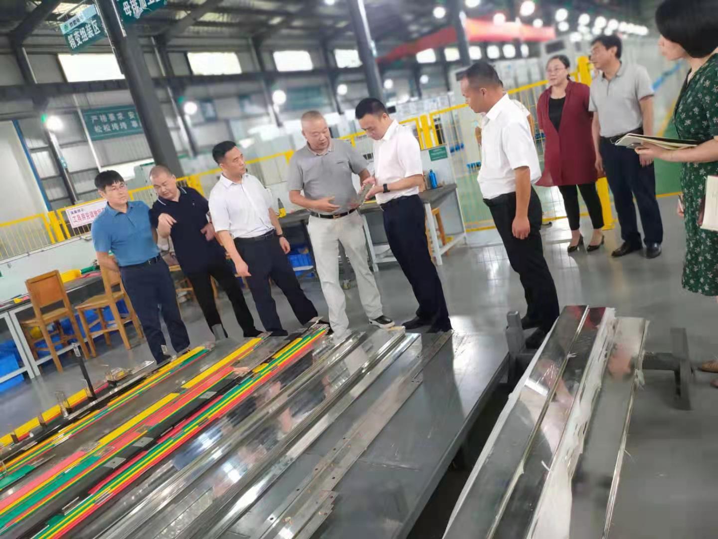 在关怀中砥砺前行——新任天门市委书记易先荣到访调研